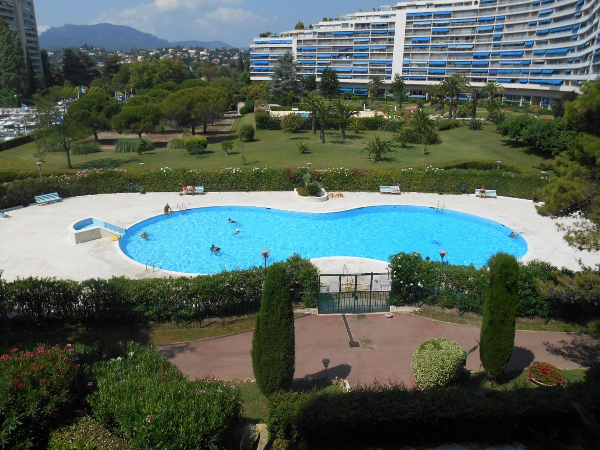 Evasion Provencale - Piscine Et Mer A Mandelieu Eksteriør billede